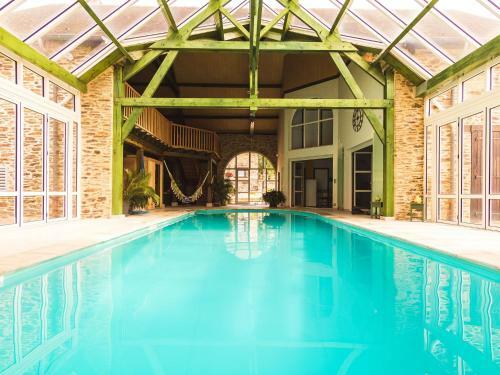Chic Holiday Home In Segur-le-chateau With Swimming Pool