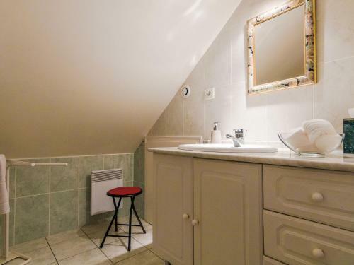 Chic Holiday Home In Segur-le-chateau With Swimming Pool