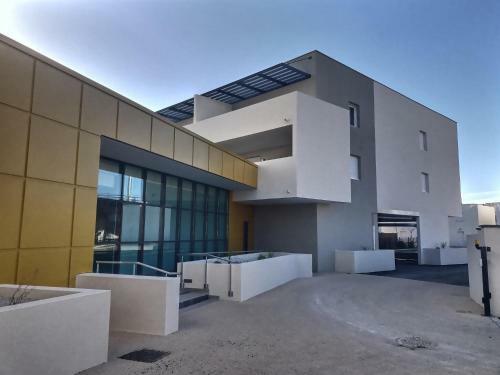 Villa Dans R�sidence R�cente - Villa 2 Chambres V17