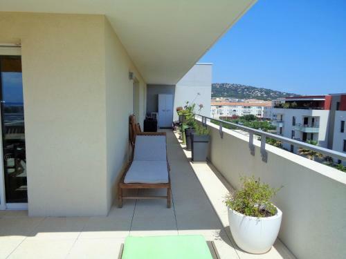 Apartamento 3 Chambres, Pkg, Large Terrasse, Quartier Plage