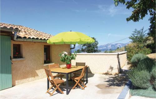 Two-bedroom Holiday Home In Sigoyer