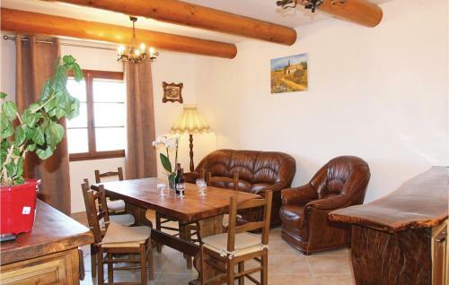 Two-bedroom Holiday Home In Sigoyer