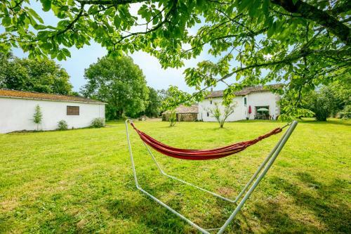 3-bed Rustic French Cottage We Welcome Families