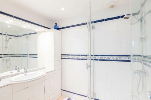 Theoule-sur-mer Villa Sleeps 8 Pool Air Con Wifi
