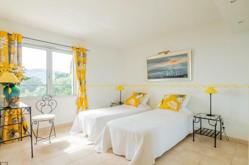 Theoule-sur-mer Villa Sleeps 8 Pool Air Con Wifi