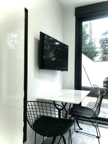 Apartamento Studio Au Calme Et Ind�pendant Tassin-demi-la-lune