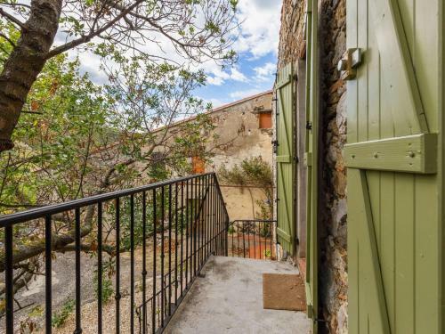 Welcoming Holiday Home In Tautavel With Balcony