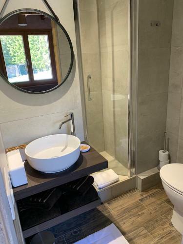 Hostal Chambres D'h�tes � Les Tavaillons �