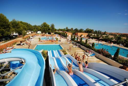 Camping Les Tropiques **** - Maeva