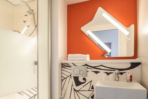 Hotel Ibis Budget Beauvais Aeroport