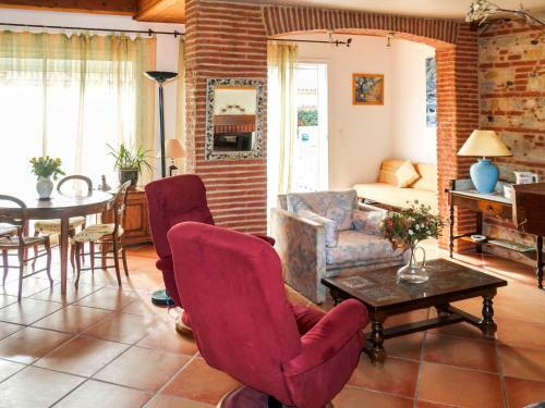 Holiday Home Chalet � La Mer - Trr110