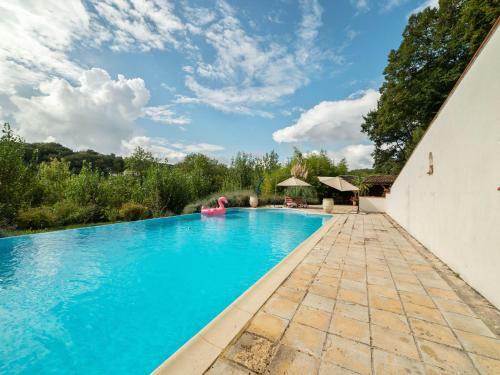 Quaint Holiday Home In Touffailles With Sauna