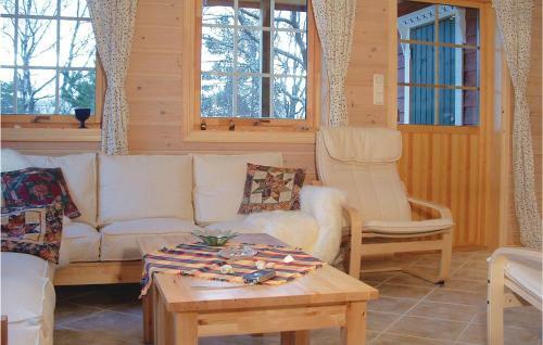 Holiday Home Hatlestrand Hatlestrandsvegen IV