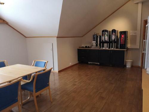 Hotel Holmavatn Ungdoms Og Misjonssenter