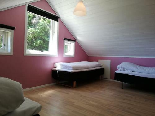 Hotel Holmavatn Ungdoms Og Misjonssenter