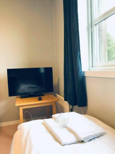 Hotel Holmavatn Ungdoms Og Misjonssenter