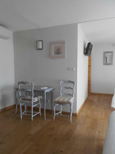 Hotel Auberge de L Helvie Chez Coco & Ricou