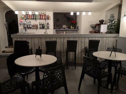 Hotel Auberge de L Helvie Chez Coco & Ricou