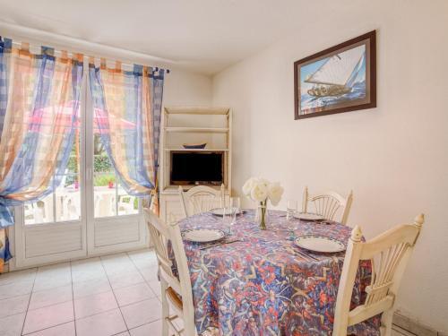 Holiday Home Les Hautes Folies-7