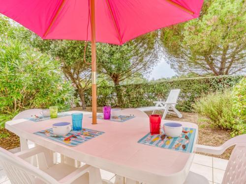 Holiday Home Les Hautes Folies-7
