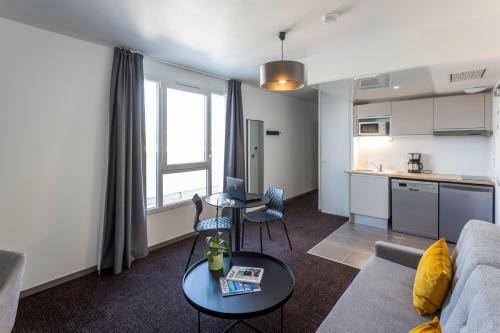 Apartamento N�m�a Appart'h�tel V�lizy Europe