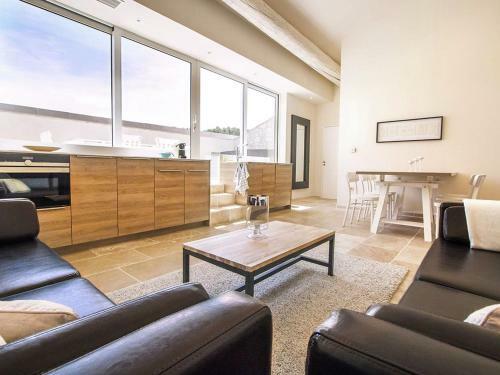 Apartamento Charming Villa In Villes�que-des-corbi�res With Jacuzzi