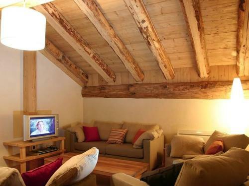 Luxury Apartment With Balcony In Beautiful Les Deux Alpes