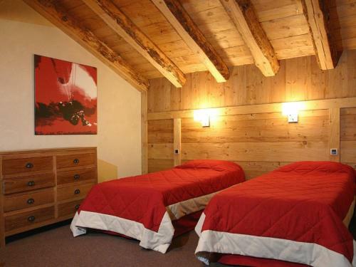 Luxury Apartment With Balcony In Beautiful Les Deux Alpes