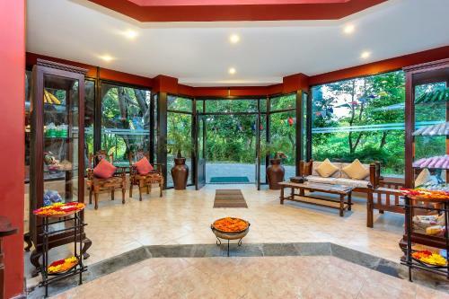 Hotel Gokarna Forest Resort