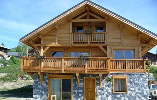 Chalet Avec Jacuzzi