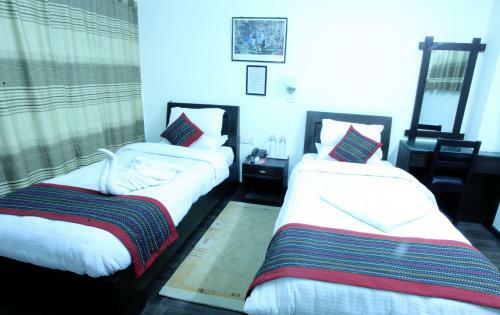 Alpine Hotel & Apartment