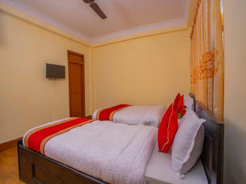 Hostal Grand Millennium Guest House