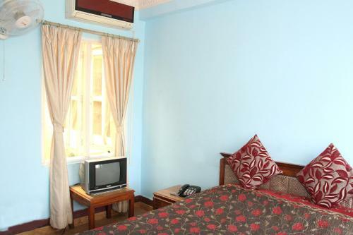 Hotel Trekkers Home