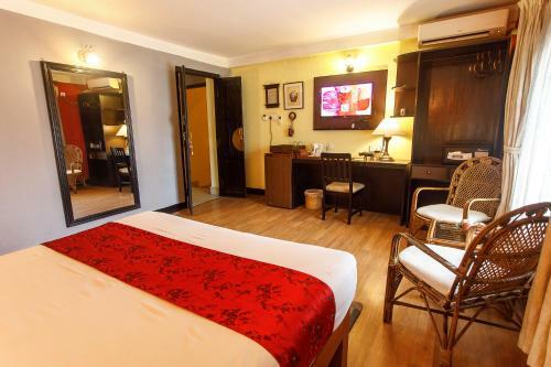 Hotel Ambassador Garden Home