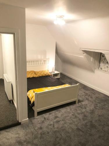 Grace Apartments - Living Stone 2