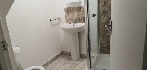 Grace Apartments - Living Stone 2