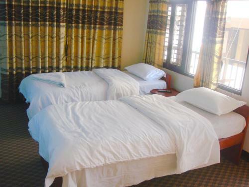 Hostal Holyland Guest House