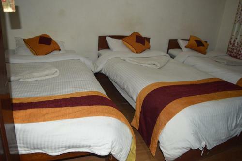 Hostal Holyland Guest House