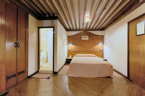 Hotel Kantipur Temple House