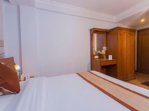 Hotel Osho Holiday Inn