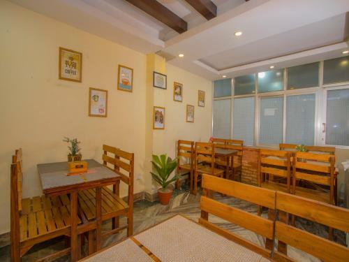 Sankata Hotel And Apartment