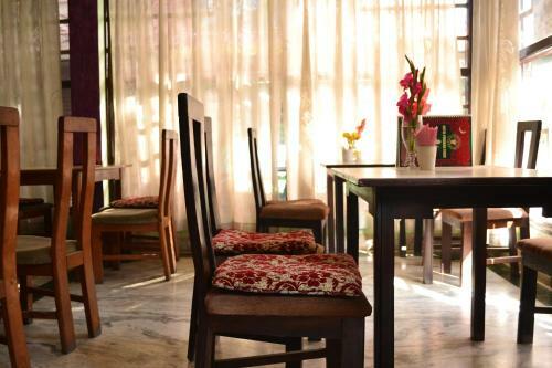 Bed & Breakfast Hotel Pokhara Peace