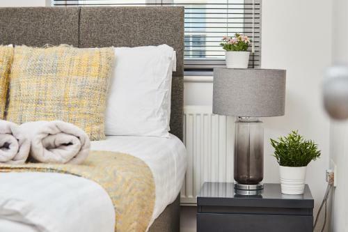 Boutique Bath Apartment Free Parking