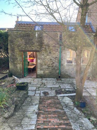 Hostal The Hideaway At The Old Barn