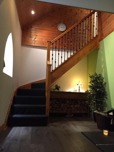 Lovely 3-bedroom Cottage Beaumaris Mountain Views!