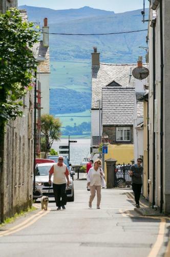 1 St Mary's Cottages