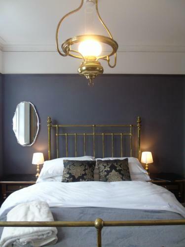 Bed & Breakfast The Warren Belfast - Unique Accommodation