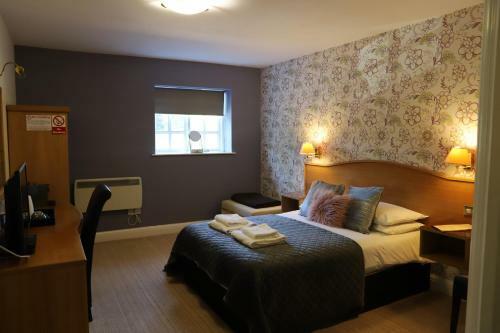 Bed & Breakfast Red Lion & Cellar Room Pub Hotel