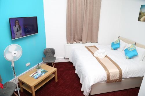 Birmingham Central Station Apartment (studio 3)