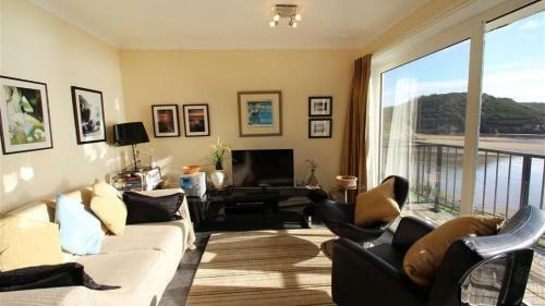9_104 Redcliffe Apartments, Caswell